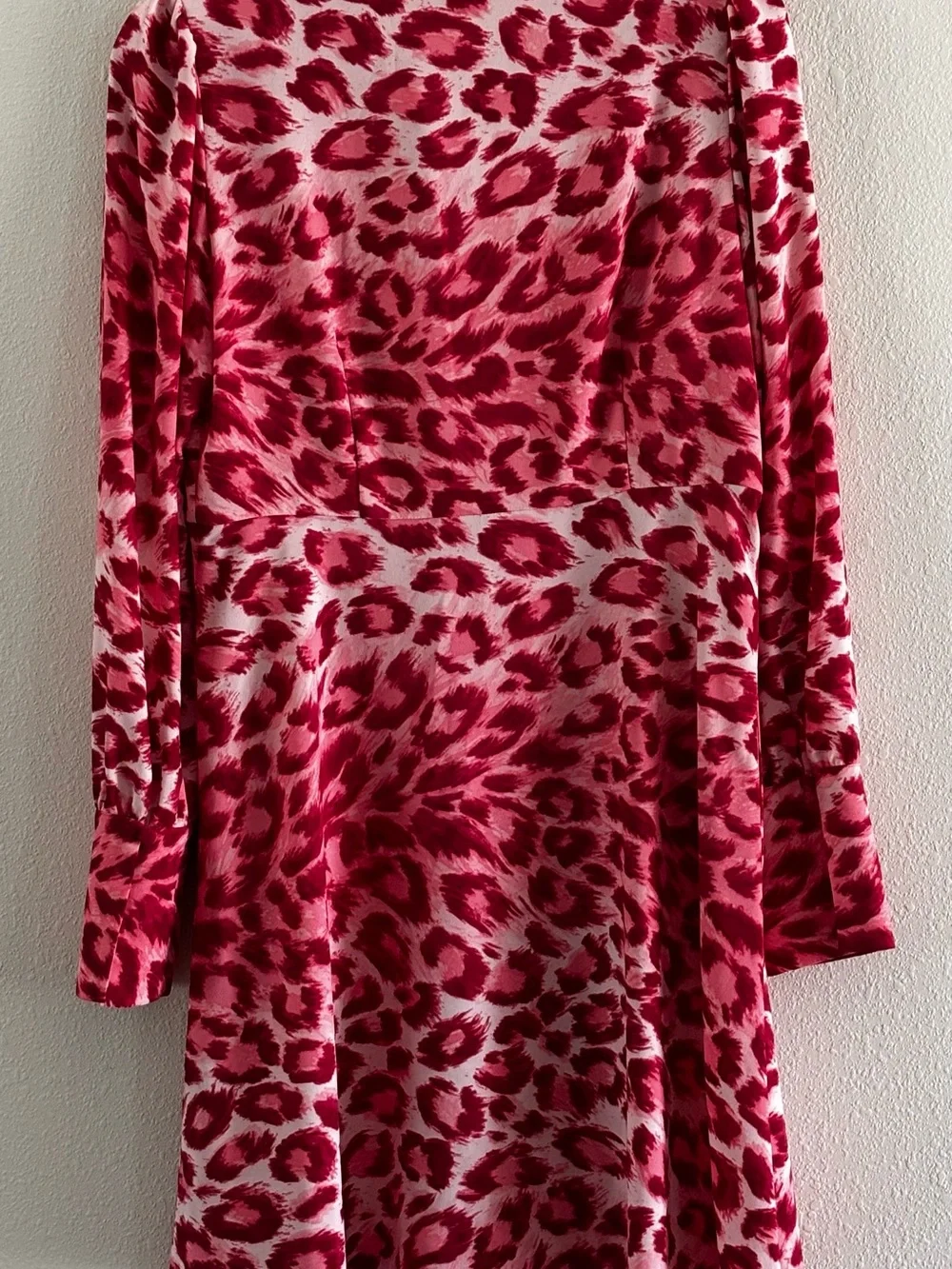 EUC kate spade Pink & Muted Red Women’s Long Sleeve Leopard Print Midi Skirt SZ6